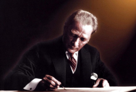 Mustafa Kamala `Atatürk` adını təklif edən erməni